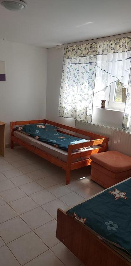 Kekturas-Tora Nyilo Badacsonyi Privat Berlemeny Ξενοδοχείο Badacsonytomaj Εξωτερικό φωτογραφία