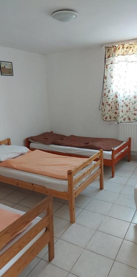 Kekturas-Tora Nyilo Badacsonyi Privat Berlemeny Ξενοδοχείο Badacsonytomaj Εξωτερικό φωτογραφία